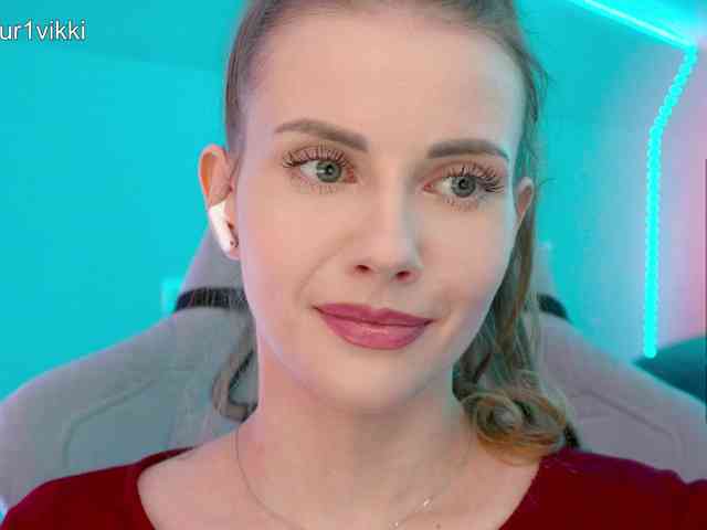 VikkiExtraCheese webcam