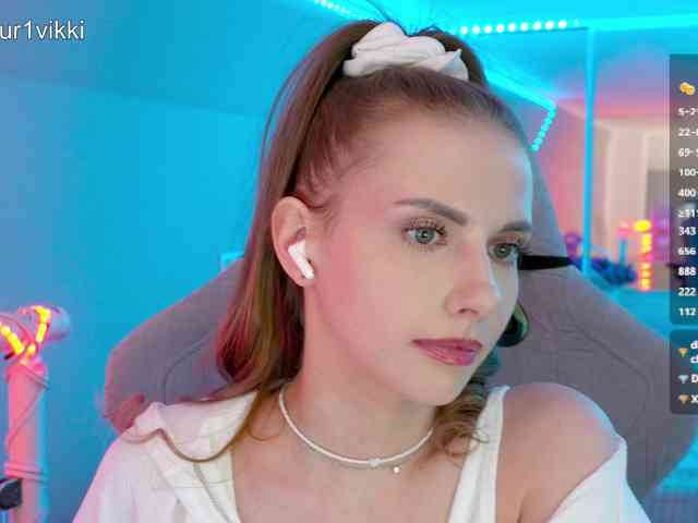 VikkiExtraCheese webcam