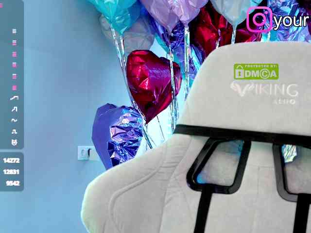 live sex webcam -VikkiL0vesCheese-
