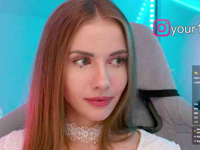 VikkiExtraCheese webcam