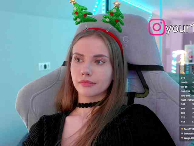 VikkiExtraCheese webcam