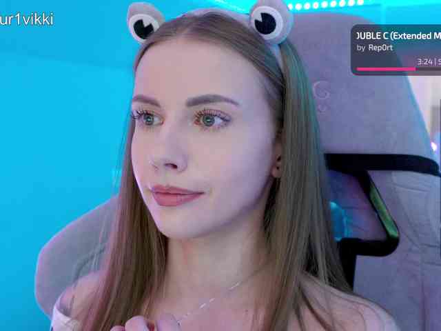 VikkiExtraCheese webcam