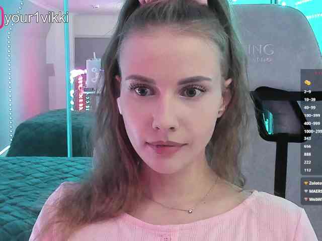 VikkiExtraCheese webcam