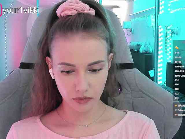 VikkiExtraCheese webcam