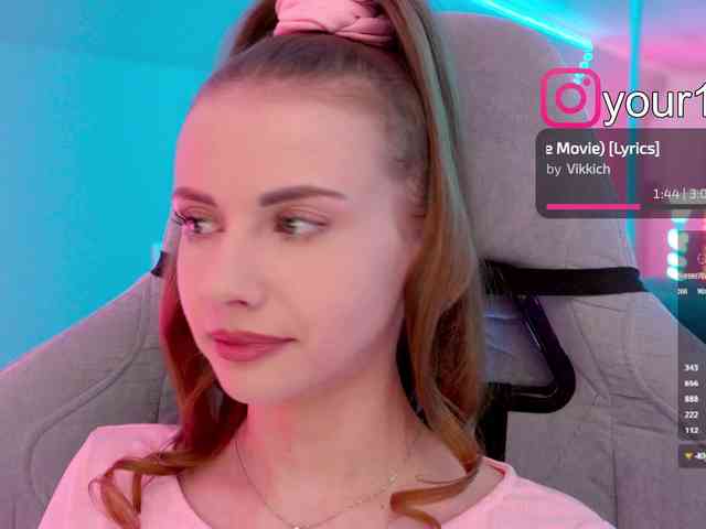 VikkiExtraCheese webcam