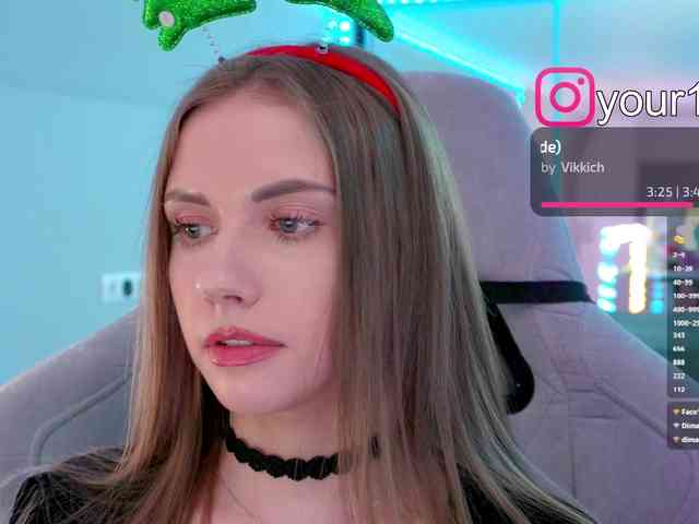 VikkiExtraCheese webcam