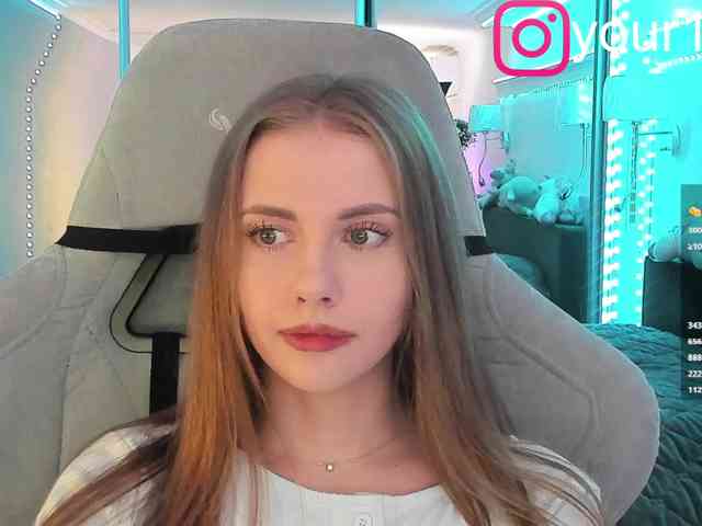 VikkiExtraCheese webcam
