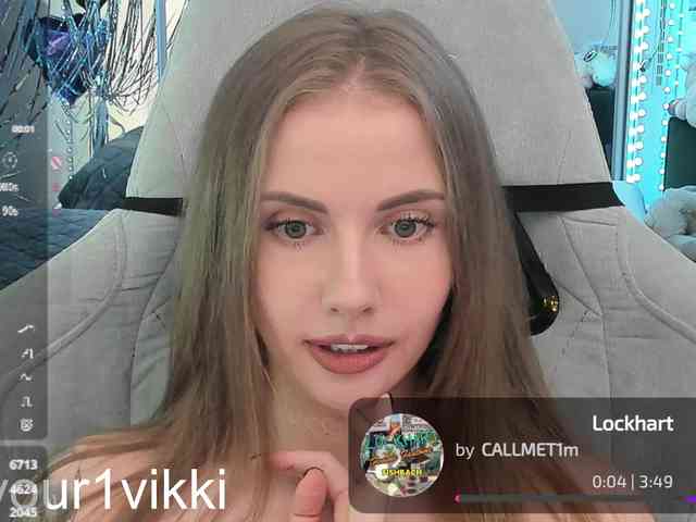 VikkiExtraCheese webcam