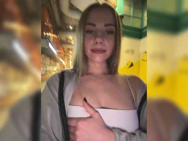 nude amateur porn -VikkiL0vesCheese-