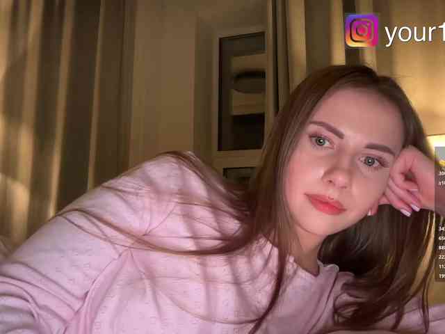 VikkiExtraCheese webcam