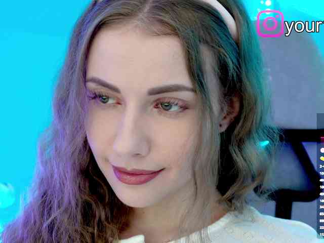 VikkiExtraCheese webcam