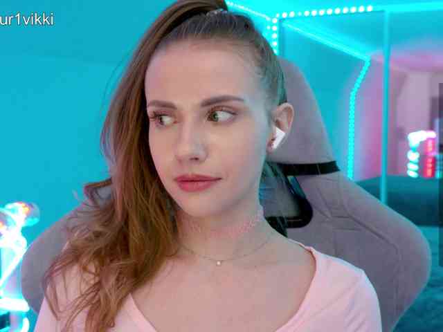 VikkiExtraCheese webcam