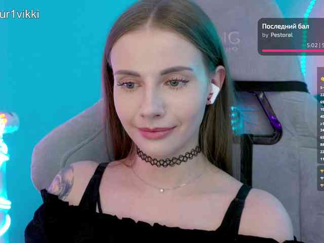 VikkiExtraCheese webcam