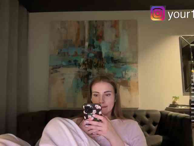 VikkiExtraCheese webcam