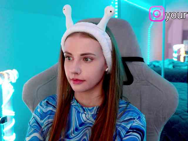 VikkiExtraCheese webcam