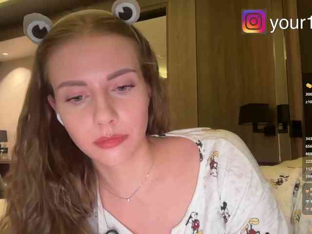 VikkiExtraCheese webcam