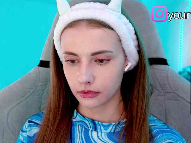 VikkiExtraCheese webcam