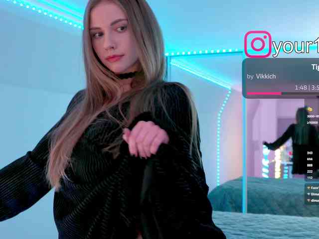 VikkiExtraCheese webcam