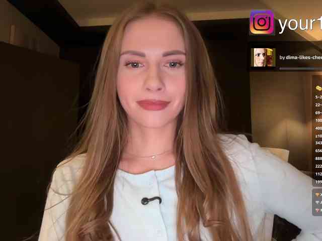 VikkiExtraCheese webcam