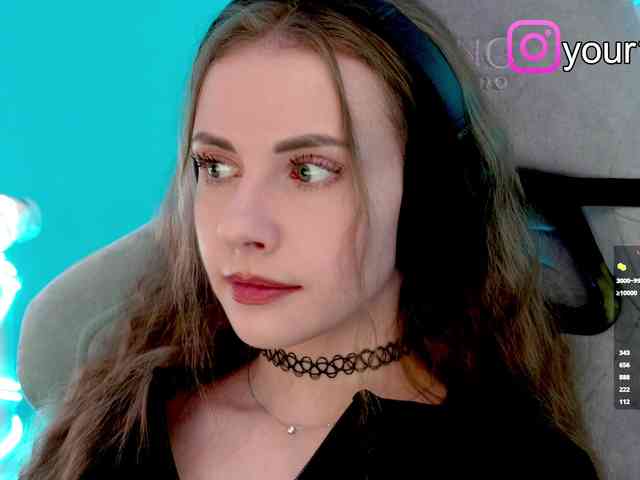 VikkiExtraCheese webcam