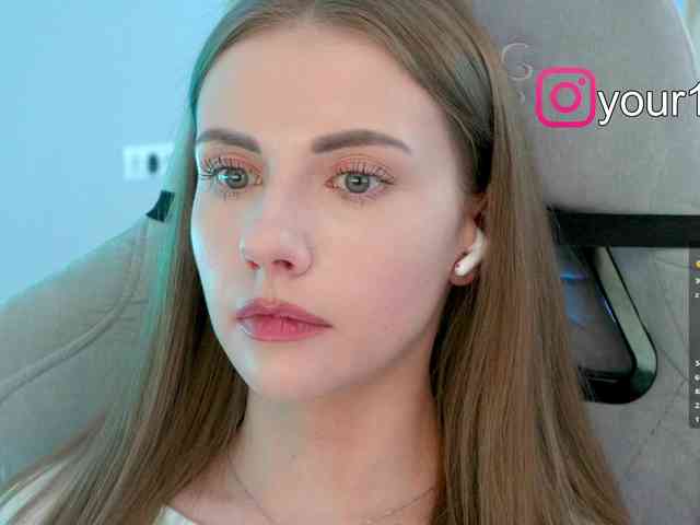 -VikkiL0vesCheese- -VikkiL0vesCheese-