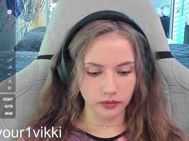 VikkiExtraCheese webcam