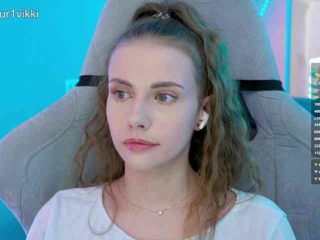 VikkiExtraCheese webcam