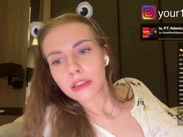 VikkiExtraCheese webcam