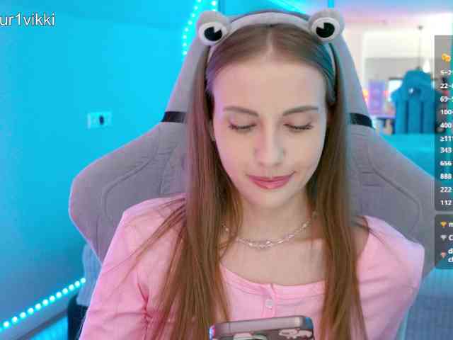 VikkiExtraCheese webcam