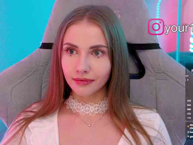 VikkiExtraCheese webcam