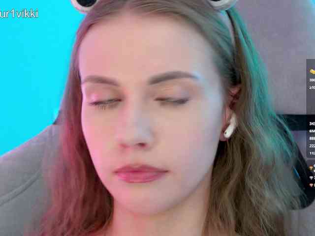 VikkiExtraCheese webcam