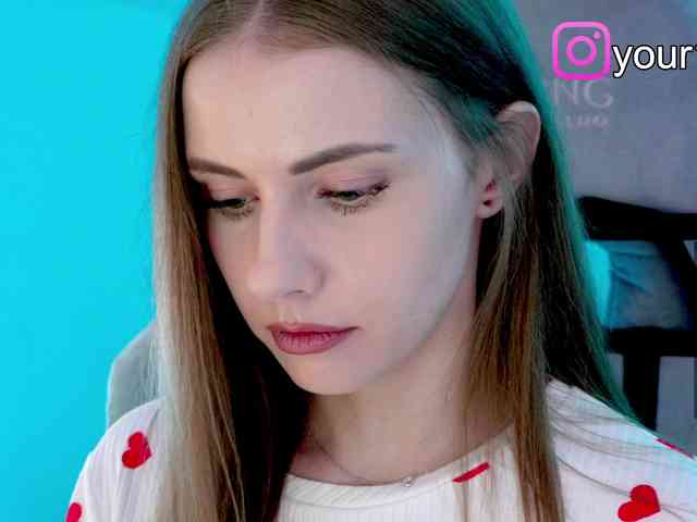 VikkiExtraCheese webcam
