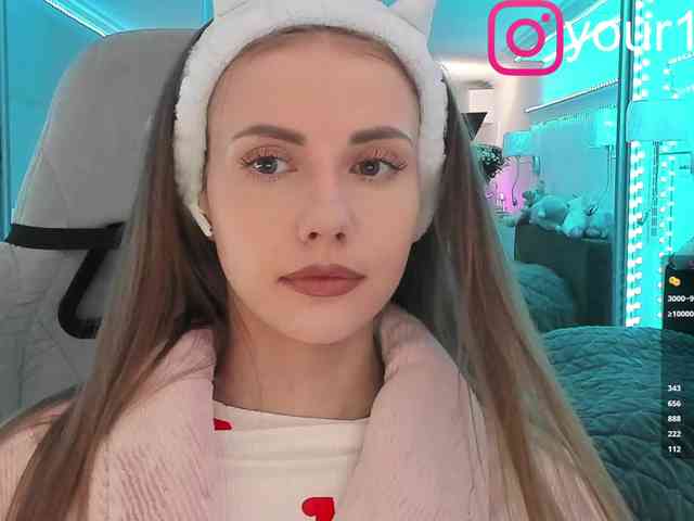 VikkiExtraCheese webcam