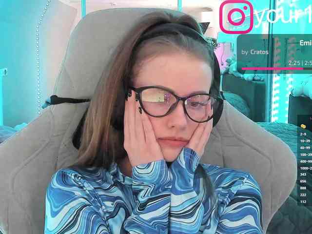 VikkiExtraCheese webcam