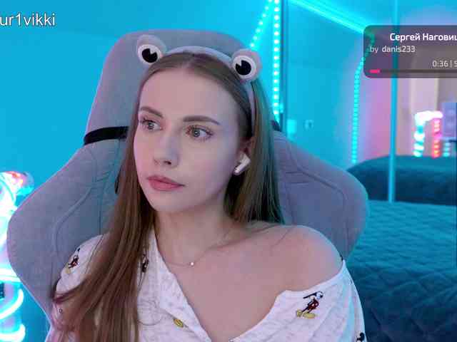 VikkiExtraCheese webcam