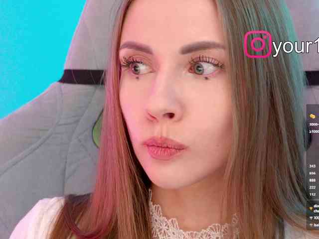 VikkiExtraCheese webcam