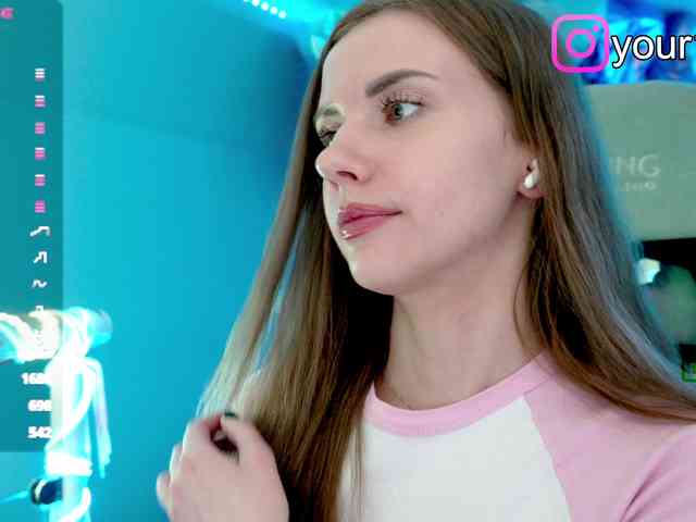 VikkiExtraCheese webcam