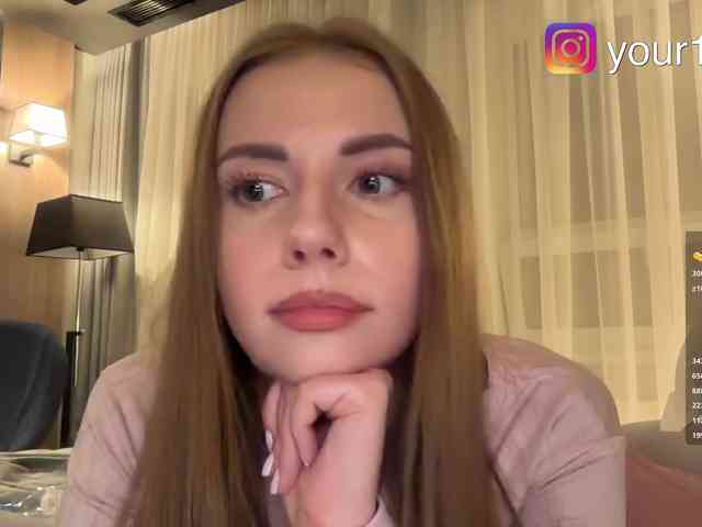 VikkiExtraCheese webcam