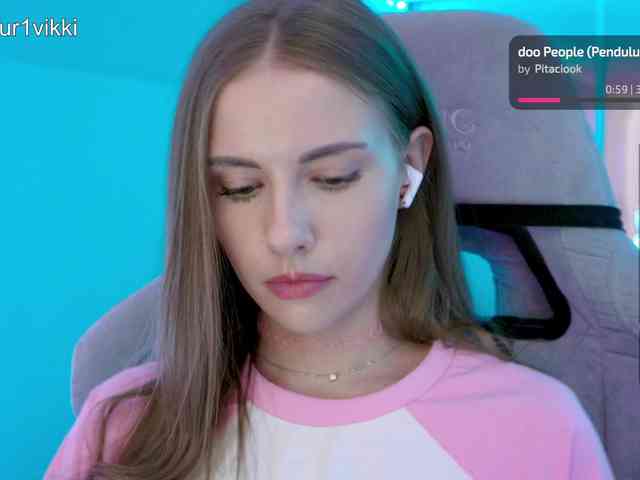 VikkiExtraCheese webcam