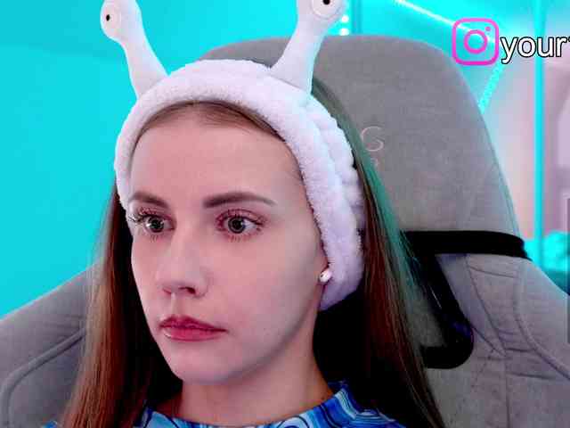 VikkiExtraCheese webcam