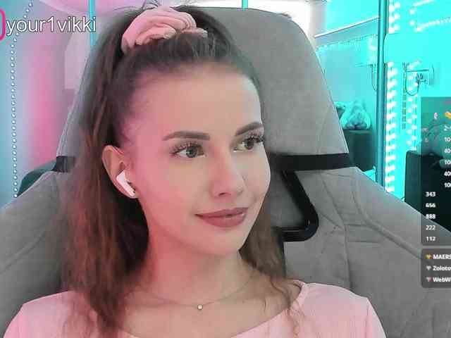 VikkiExtraCheese webcam