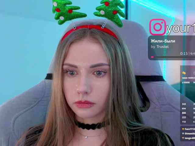 VikkiExtraCheese webcam