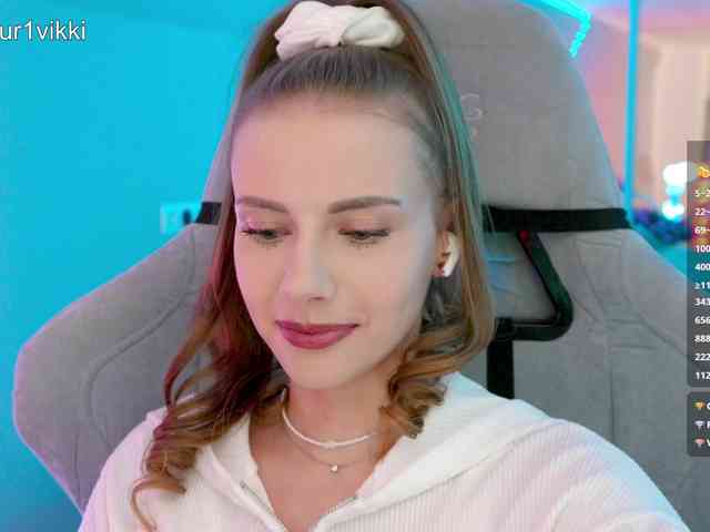 VikkiExtraCheese webcam