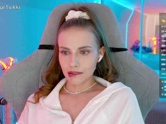 VikkiExtraCheese webcam