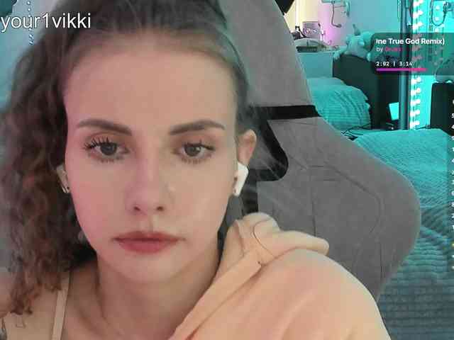 VikkiExtraCheese webcam