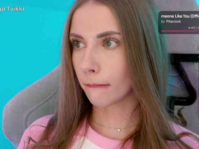 VikkiExtraCheese webcam