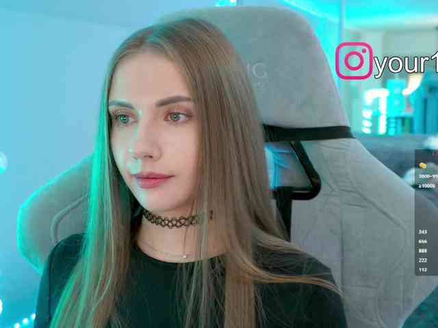 -VikkiL0vesCheese- -VikkiL0vesCheese-