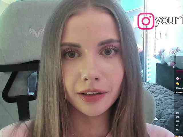 VikkiExtraCheese webcam