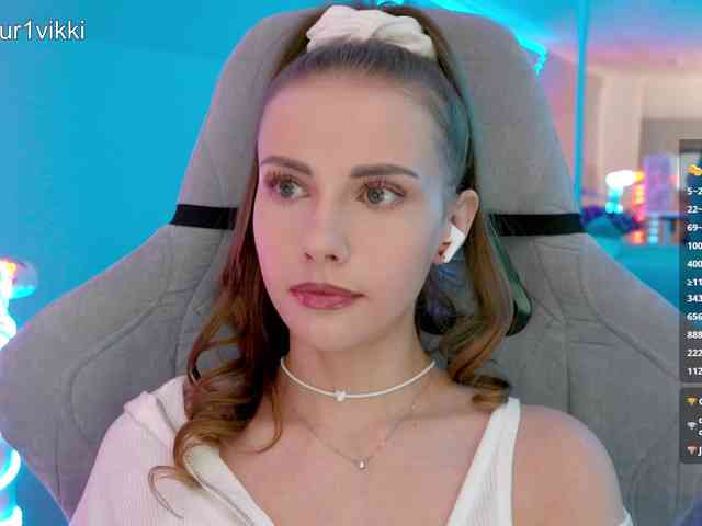 VikkiExtraCheese webcam