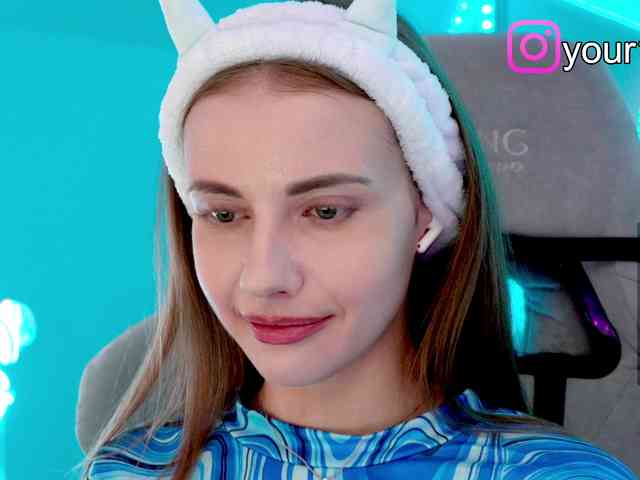 VikkiExtraCheese webcam